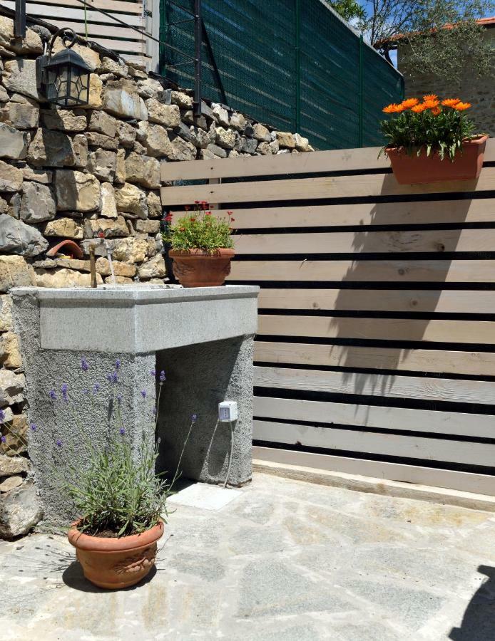 Chalet In Liguria Vila Vasia Exterior foto